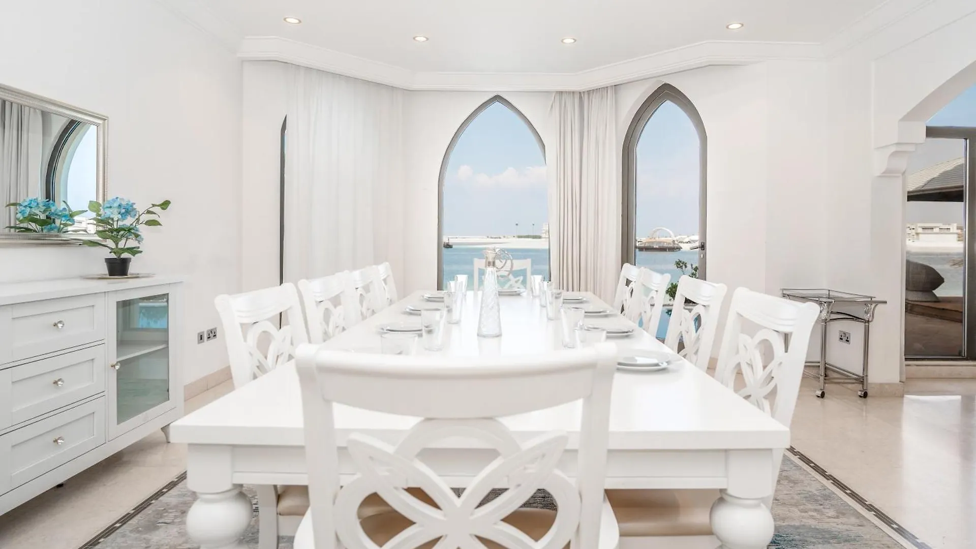 Palm Jumeirah K-Frond Villa With Private Beach Access & Pool Dubai United Arab Emirates