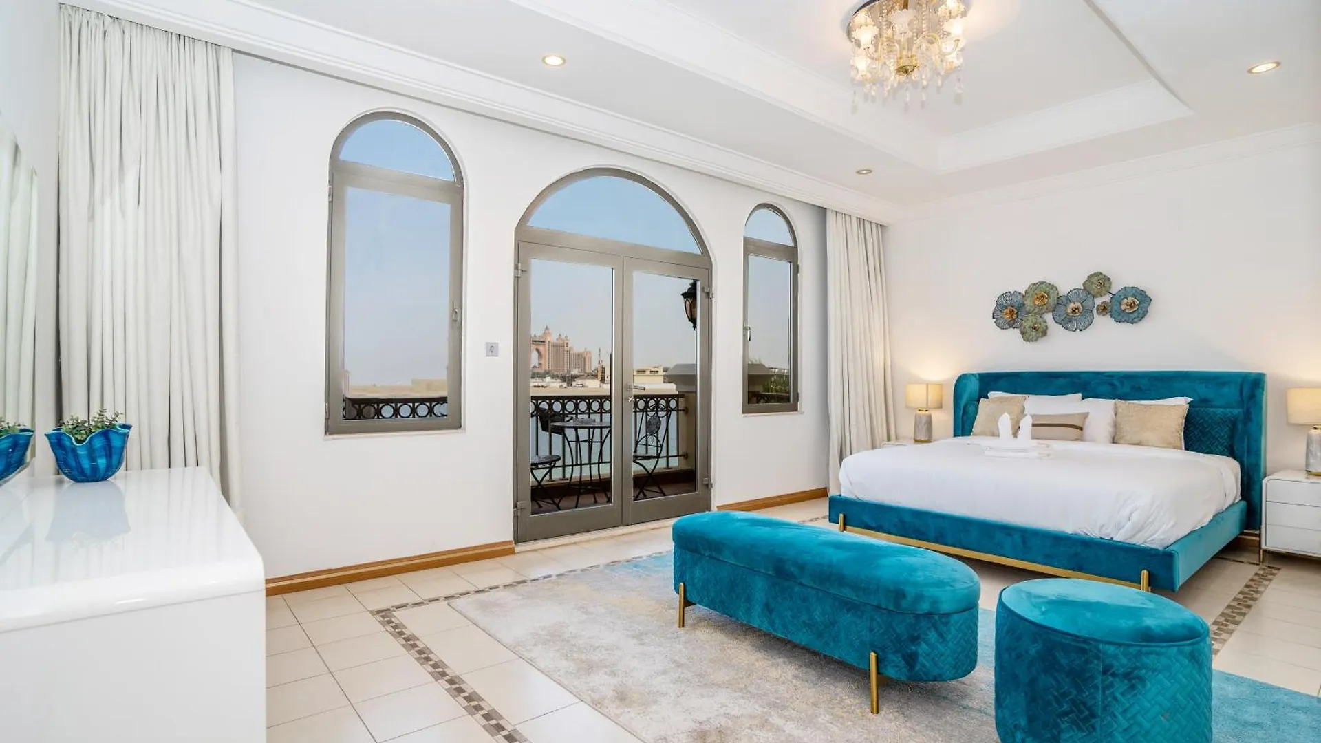 Palm Jumeirah K-Frond Villa With Private Beach Access & Pool Dubai United Arab Emirates